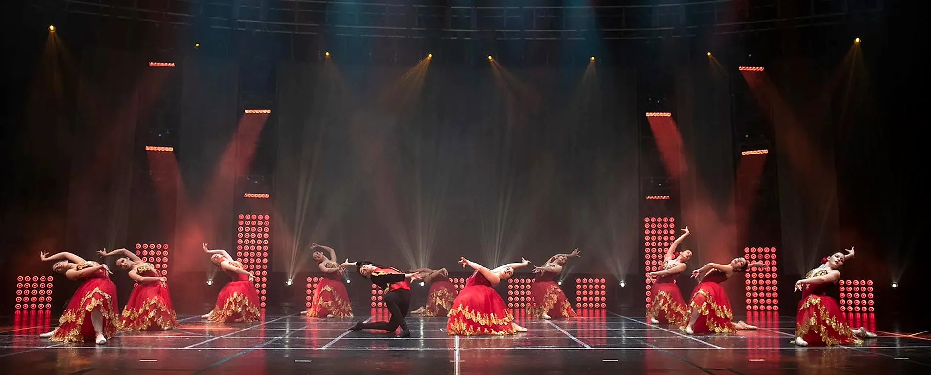 Fulya okulu gösterisinden bir sahne