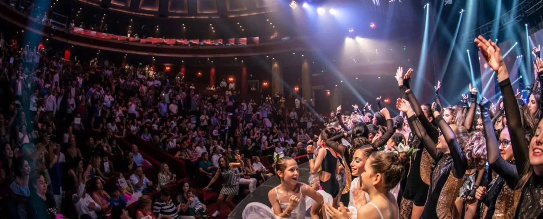 Fulya okulu gösterisinden bir sahne